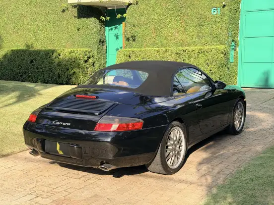 PORSCHE-911-2001