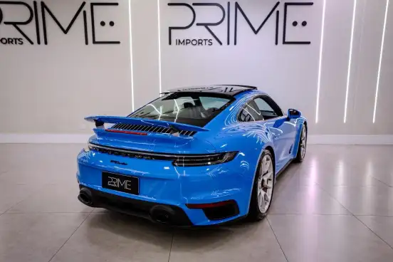 PORSCHE-911-2023