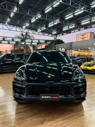 PORSCHE-CAYENNE-2023