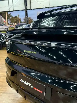 PORSCHE-CAYENNE-2023
