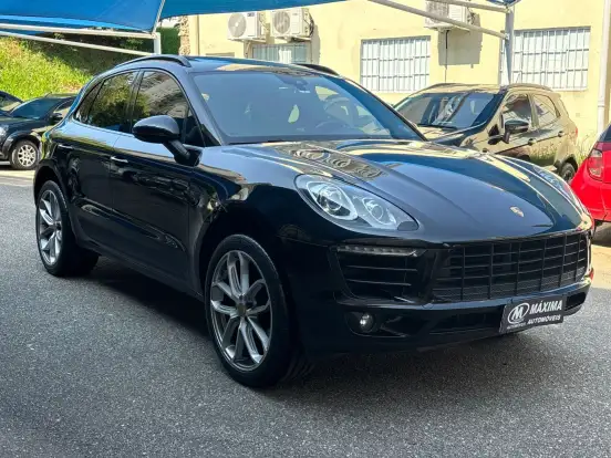 PORSCHE-MACAN-2017