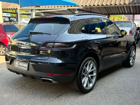 PORSCHE-MACAN-2017