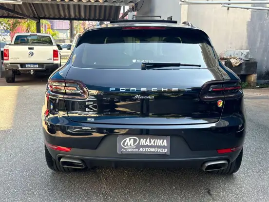PORSCHE-MACAN-2017