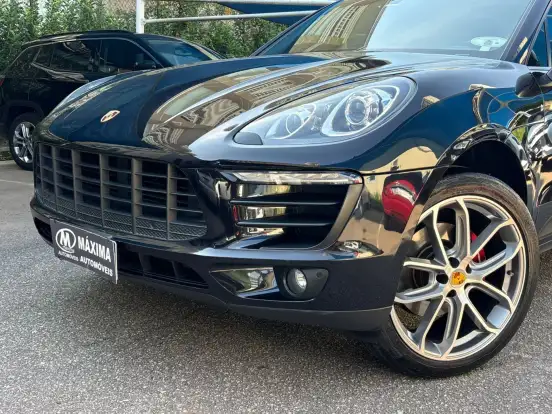 PORSCHE-MACAN-2017