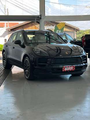 PORSCHE-MACAN-2020