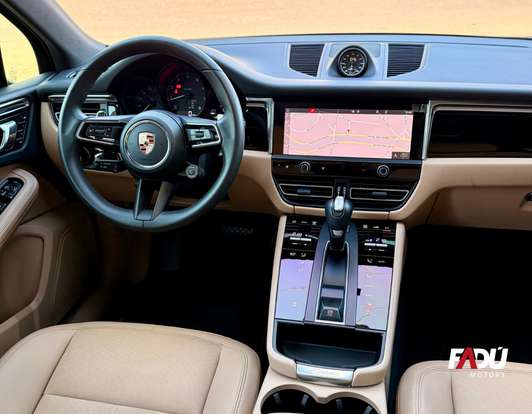 PORSCHE-MACAN-2024