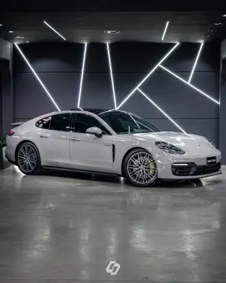 PORSCHE-PANAMERA-2023
