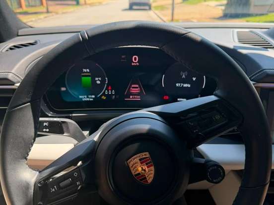 PORSCHE-MACAN-4 ELÉTRICO PORSCHE-MACAN-2025