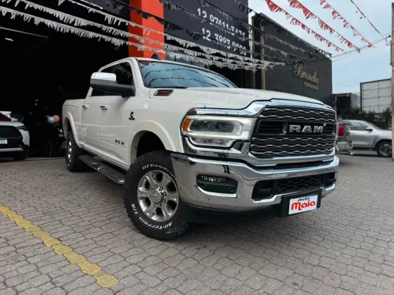 RAM 2500 6.7 I6 TURBO DIESEL LARAMIE CD 4X4 AUTOMÁTICO RAM 2500 6.7 I6 TURBO DIESEL LARAMIE CD 4X4 AUTOMÁTICO