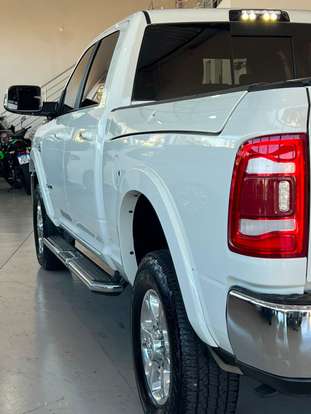 RAM-2500-6.7 I6 TURBO DIESEL LARAMIE CD 4X4 AUTOMÁTICO RAM-2500-2021