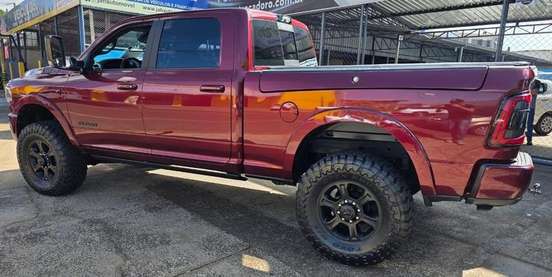 RAM-2500-6.7 I6 TURBO DIESEL LARAMIE CD 4X4 AUTOMÁTICO RAM-2500-2021