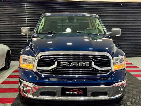 RAM-CLASSIC-5.7 V8 GASOLINA LARAMIE CD 4X4 AUTOMÁTICO RAM-CLASSIC-2023