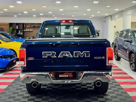 RAM-CLASSIC-5.7 V8 GASOLINA LARAMIE CD 4X4 AUTOMÁTICO RAM-CLASSIC-2023