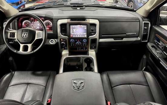 RAM-CLASSIC-5.7 V8 GASOLINA LARAMIE CD 4X4 AUTOMÁTICO RAM-CLASSIC-2023