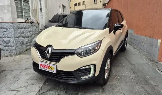 RENAULT CAPTUR 1.6 16V SCE FLEX LIFE X-TRONIC RENAULT CAPTUR 1.6 16V SCE FLEX LIFE X-TRONIC