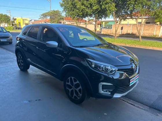 RENAULT CAPTUR 1.6 16V SCE FLEX BOSE X-TRONIC