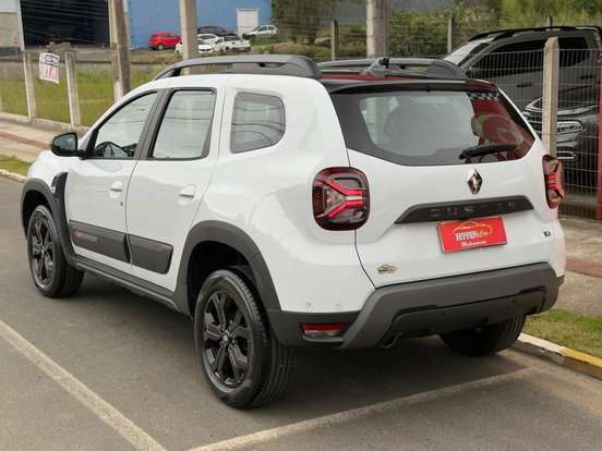 RENAULT-DUSTER-2025