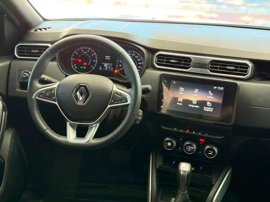 RENAULT-DUSTER-2022