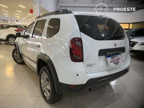 RENAULT-DUSTER-2018
