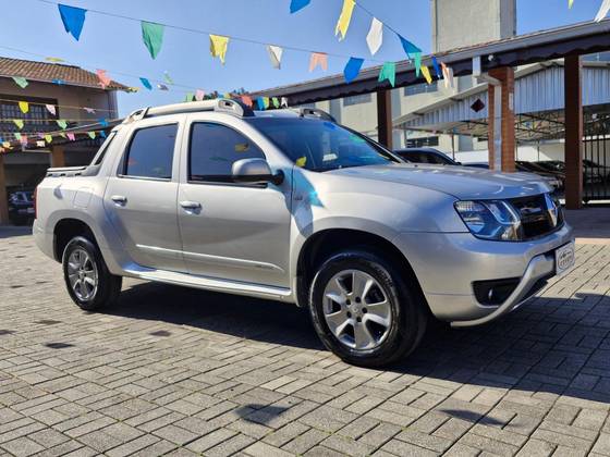 RENAULT DUSTER 2.0 DYNAMIQUE 4X2 16V FLEX 4P AUTOMÁTICO