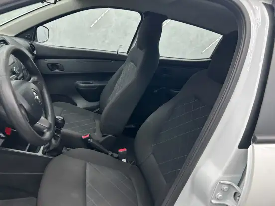 RENAULT-KWID-1.0 12V SCE FLEX ZEN MANUAL RENAULT-KWID-2024