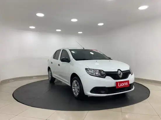 RENAULT-LOGAN-2020