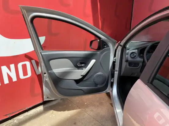 RENAULT-LOGAN-1.6 16V SCE FLEX EXPRESSION EASY-R RENAULT-LOGAN-2018