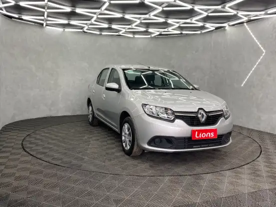RENAULT-LOGAN-2019