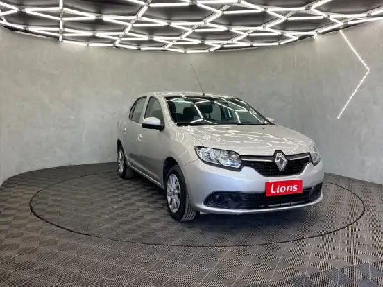 RENAULT-LOGAN-2019