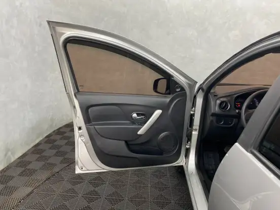 RENAULT-SANDERO-1.0 EXPRESSION 16V FLEX 4P MANUAL RENAULT-SANDERO-2017