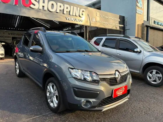 RENAULT SANDERO 1.6 16V SCE FLEX STEPWAY MANUAL RENAULT SANDERO 1.6 16V SCE FLEX STEPWAY MANUAL