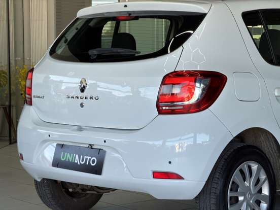 RENAULT-SANDERO-1.0 EXPRESSION 16V FLEX 4P MANUAL RENAULT-SANDERO-2014