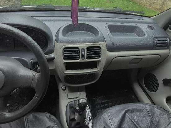 RENAULT-CLIO-1.0 AUTHENTIQUE 8V GASOLINA 2P MANUAL RENAULT-CLIO-2003