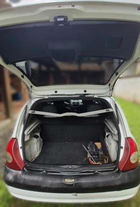 RENAULT-CLIO-2003