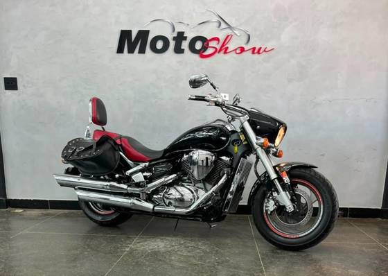 SUZUKI BOULEVARD M800 