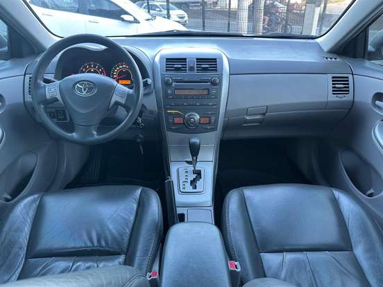 TOYOTA-COROLLA-1.8 GLI 16V FLEX 4P AUTOMÁTICO TOYOTA-COROLLA-2011