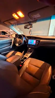 TOYOTA-COROLLA-2018
