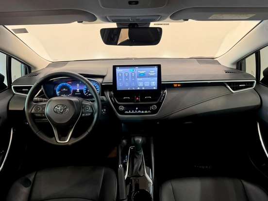 TOYOTA-COROLLA-2025