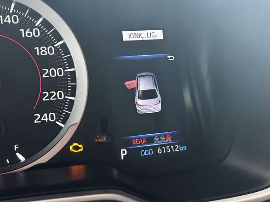 TOYOTA-COROLLA-2021
