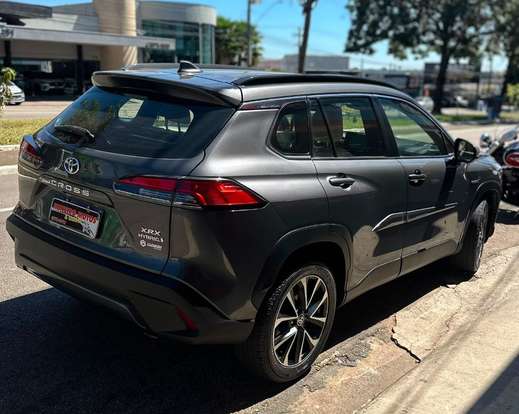 TOYOTA-COROLLA CROSS-2021