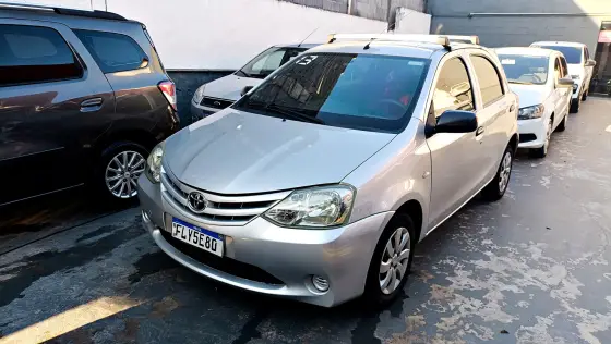TOYOTA ETIOS 1.3 X 16V FLEX 4P MANUAL