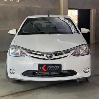 TOYOTA-ETIOS-1.5 XLS 16V FLEX 4P AUTOMÁTICO TOYOTA-ETIOS-2016