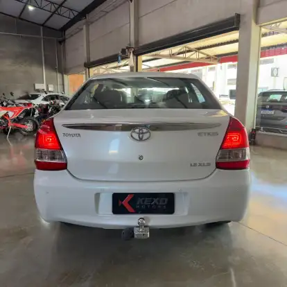 TOYOTA-ETIOS-2016