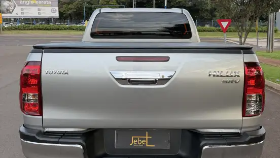 TOYOTA-HILUX-2.7 SRV 4X2 CD 16V FLEX 4P AUTOMÁTICO TOYOTA-HILUX-2018