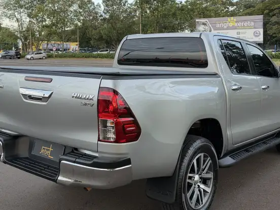 TOYOTA-HILUX-2.7 SRV 4X2 CD 16V FLEX 4P AUTOMÁTICO TOYOTA-HILUX-2018
