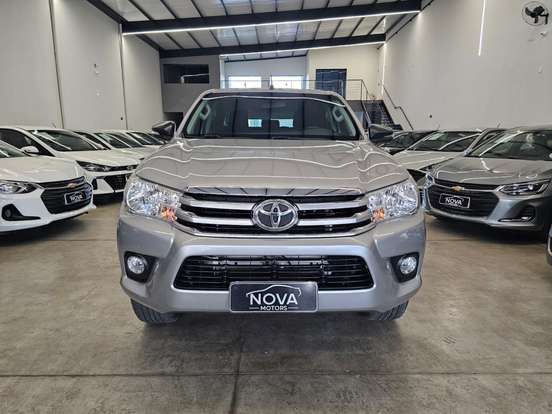 TOYOTA-HILUX-2.7 SR 4X2 CD 16V FLEX 4P AUTOMÁTICO TOYOTA-HILUX-2018