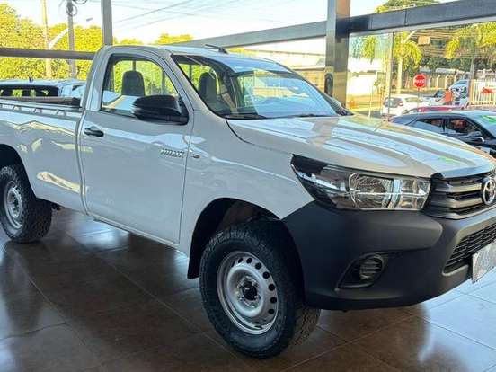 TOYOTA-HILUX-2.8 4X4 CS 16V TURBO DIESEL 2P MANUAL TOYOTA-HILUX-2018