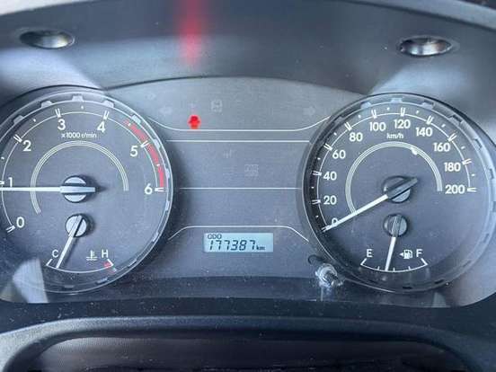 TOYOTA-HILUX-2.8 4X4 CS 16V TURBO DIESEL 2P MANUAL TOYOTA-HILUX-2018