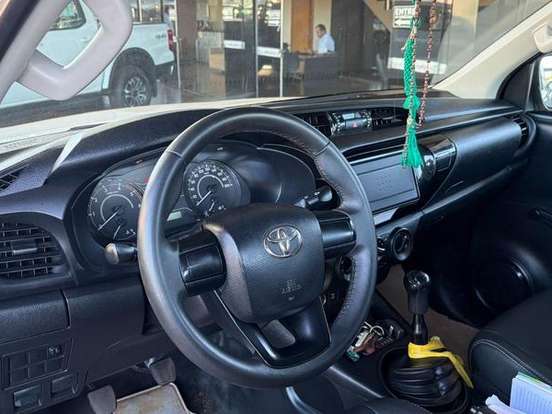 TOYOTA-HILUX-2.8 4X4 CS 16V TURBO DIESEL 2P MANUAL TOYOTA-HILUX-2018