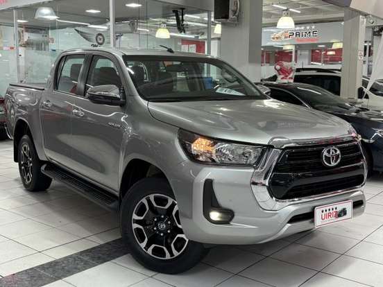 TOYOTA-HILUX-2.8 D-4D TURBO DIESEL CD SRV 4X4 AUTOMÁTICO TOYOTA-HILUX-2024
